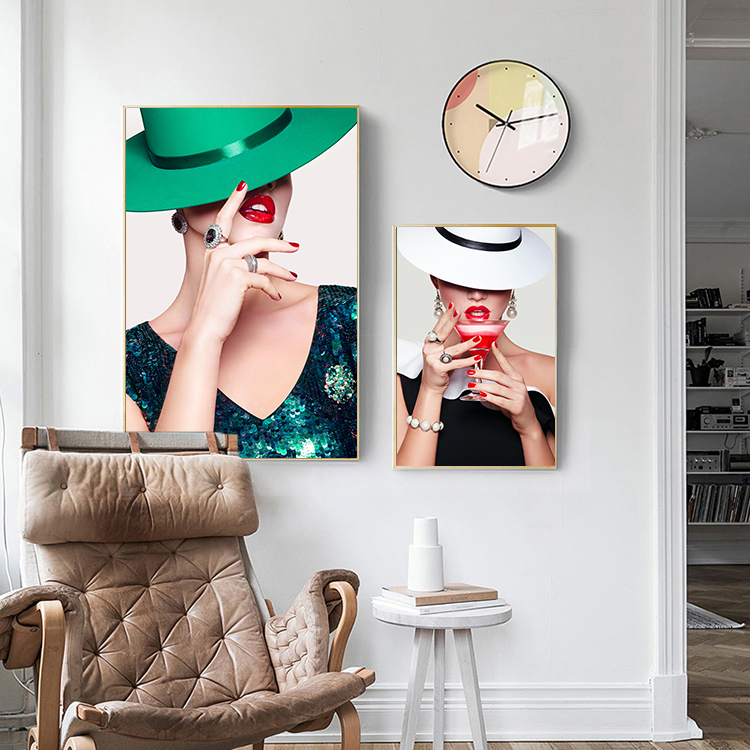 现代轻奢装饰画北欧简约玄关画抽象人物红唇美女餐厅挂画素材